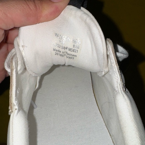 Kickoff Trainer Sneakers in (Re)sourced Canvas and Suede - Picture 12 of 12